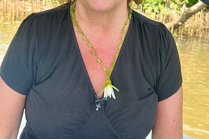 2h Bentota River Safari: Crocodiles, Monkeys, Mangrove & more - Mangroves and birdlife: the scenery you notice even between sightings