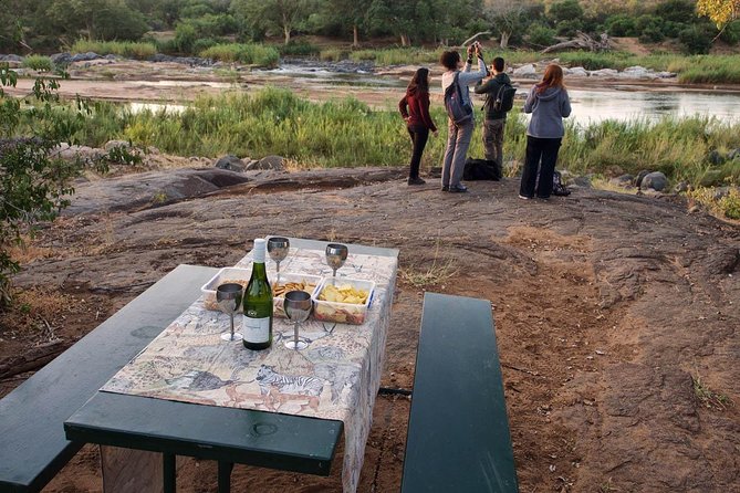 4 Day Lodge and Treehouse Kruger National Park Safari - Day 4 Panorama Route sunrise walk and Blyde River Canyon stops