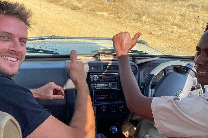 4 Days safari Tour Tanzania - Ngorongoro Crater: Black Rhino Country and Flamingo Soda-Lake Theater