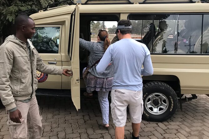4 Days safari Tour Tanzania - Guide Power: Why People Like Max, Andersson, Zepha, and Benji Stand Out
