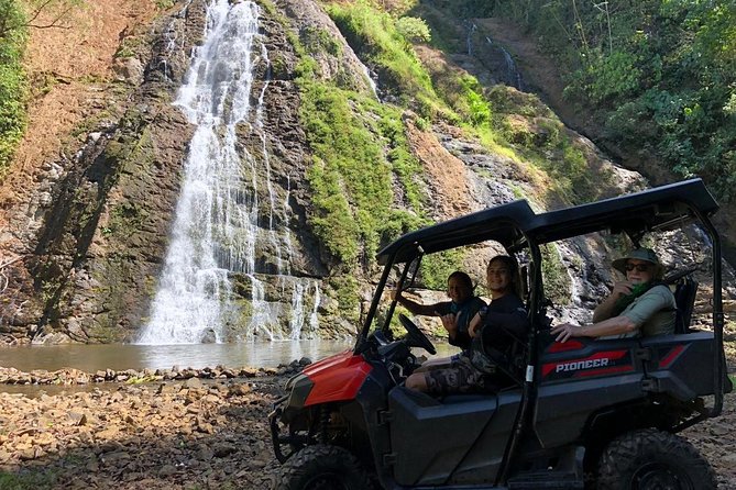 4x4 Jungle Safari to Waterfall & Delicious Rainforest Lunch - Stop 2: Catarata Bijagual pools, swimming, and jump options