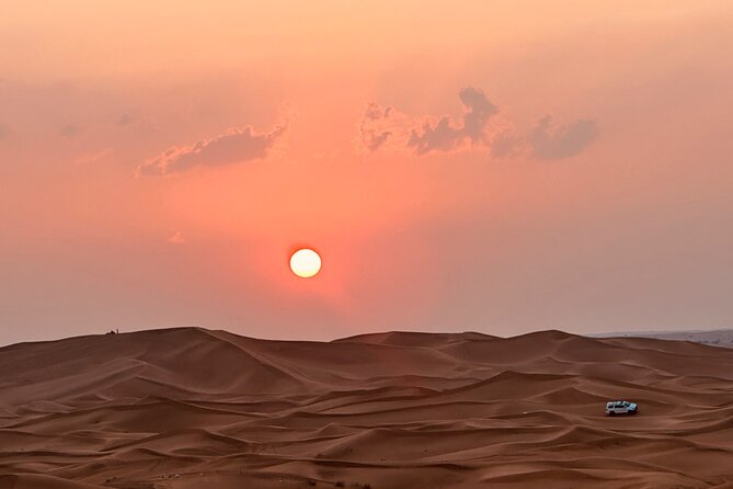 4x4 off-Road Desert Safari, Sandboarding, CamelRide, Veg & BBQ - Vegetarian BBQ dinner with live BBQ station: what you’re really paying for
