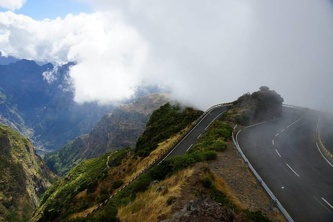 4x4 Safari Private Jeep, Full Day, Customizable Santana or Porto Moniz or other - Off-roading between stops: fun, tight roads, big views