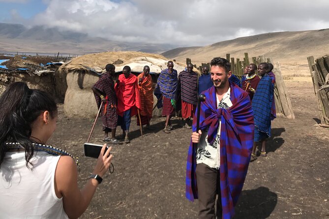 5 Days Budget Private Safari, Tanzania - Day 3: Serengeti at 6am, plus crater travel that same day