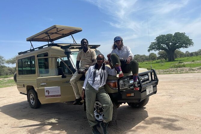 6 Days Serengeti Safari(hiking waterfalls &coffee tour) - Your Safari Jeep, Small Group Size, and the Driver Factor
