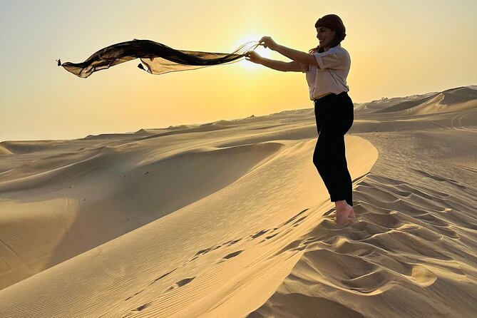 Abu Dhabi: 4x4 Desert Safari and Sandboarding. - BBQ Dinner and Belly Dancing: Two Ways the Evening Can Play Out