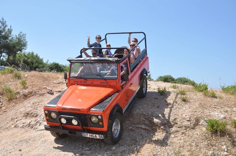 Alanya Jeep Safari: Dim Cave, River & Nature Adventure - The Turkish village stop: fruit tasting and quick market shopping