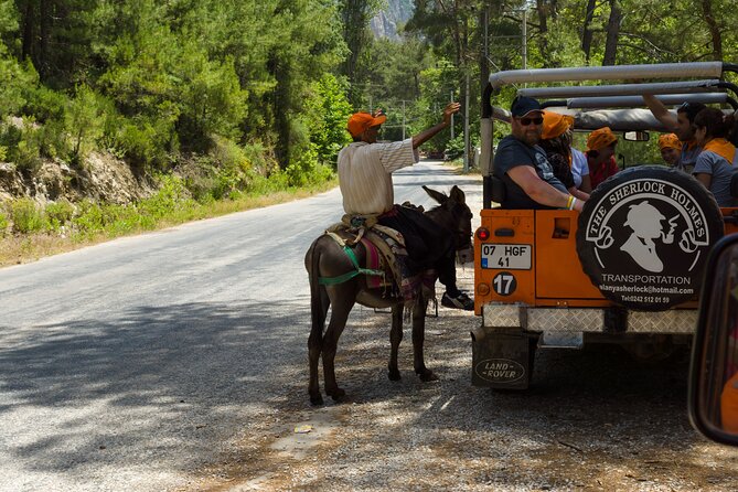 Alanya: Taurus Mountains Jeep Safari & Lunch at Dimcay River - How the water fights actually work (and how to stay sane)