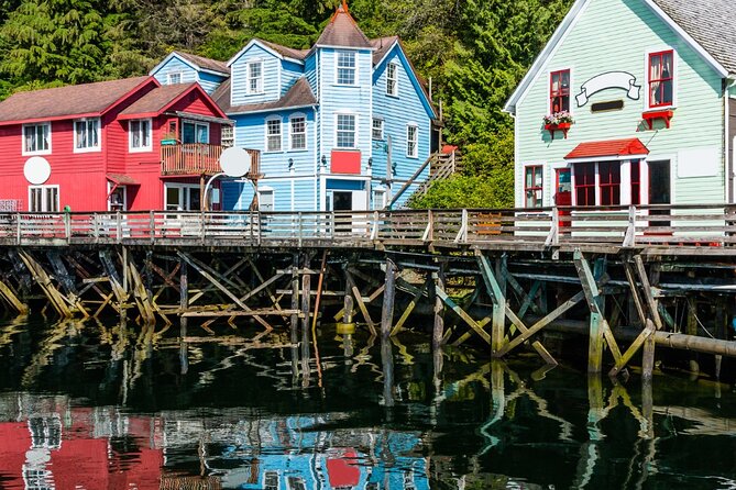 Alaska Wildlife Safari and Sightseeing Tour - Creek Street: the boardwalk moment between salmon and history