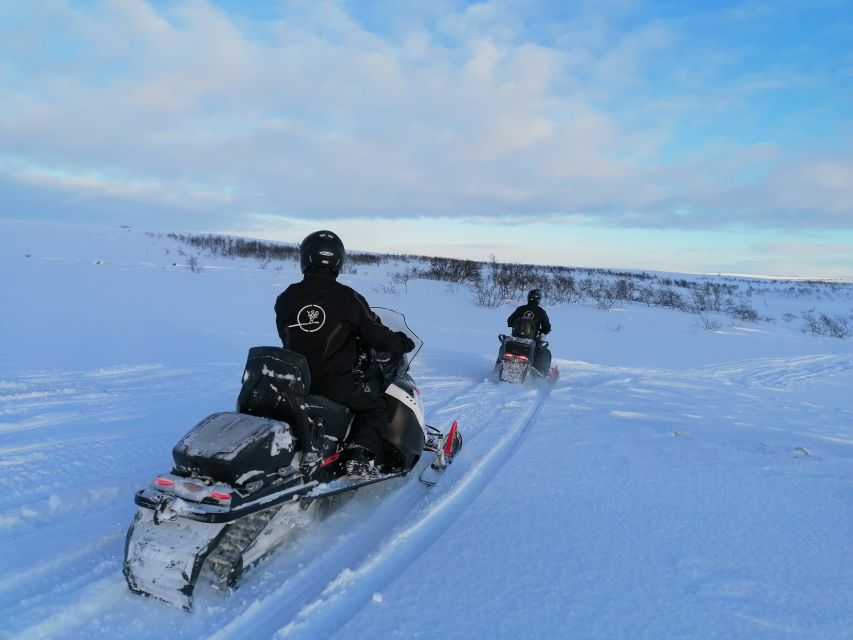 Alta: Guided Snowmobile Safari on Finnmarksvidda With Snacks - Finnmarksvidda: the Arctic where the day feels bigger