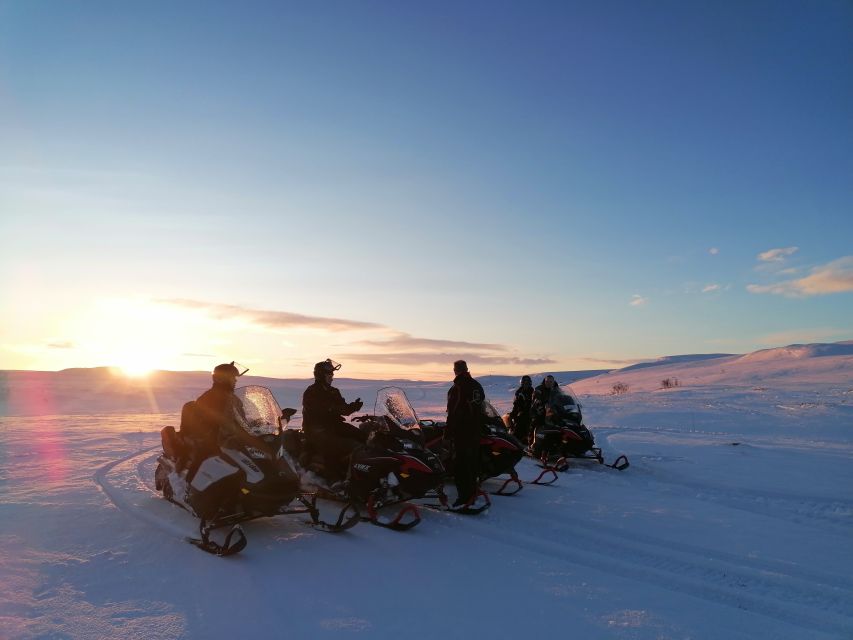 Alta: Guided Snowmobile Safari on Finnmarksvidda With Snacks - Snacking and warm drinks: how they keep the day enjoyable