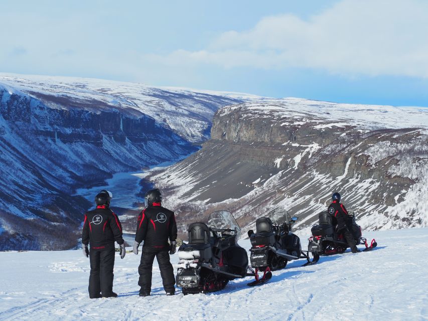 Alta: Guided Snowmobile Safari on Finnmarksvidda With Snacks - Single driver vs shared snowmobile: pick the right option