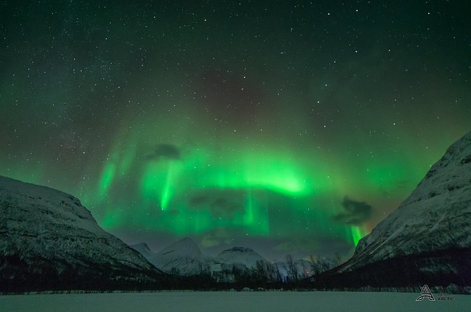 Aurora Safari Minibus, private locations all around the region - Stop 2 Around Tromsø: Flex Viewing Points on the Way Back