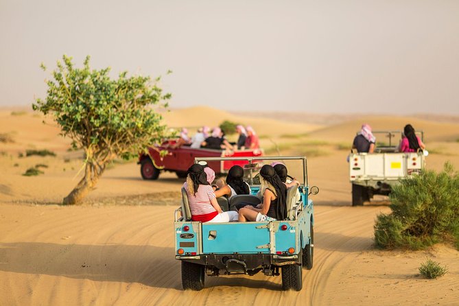 Authentic Safari in Vintage Land Rover with Traditional Dinner - From Central Dubai to the Desert Reserve in One Clean Flow