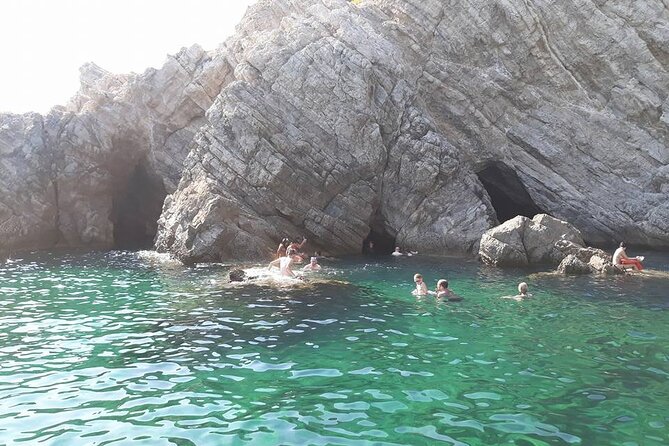 Blue Cave | 5-Hour Morning Sea Safari - Three Green Caves: different spaces, different levels of courage