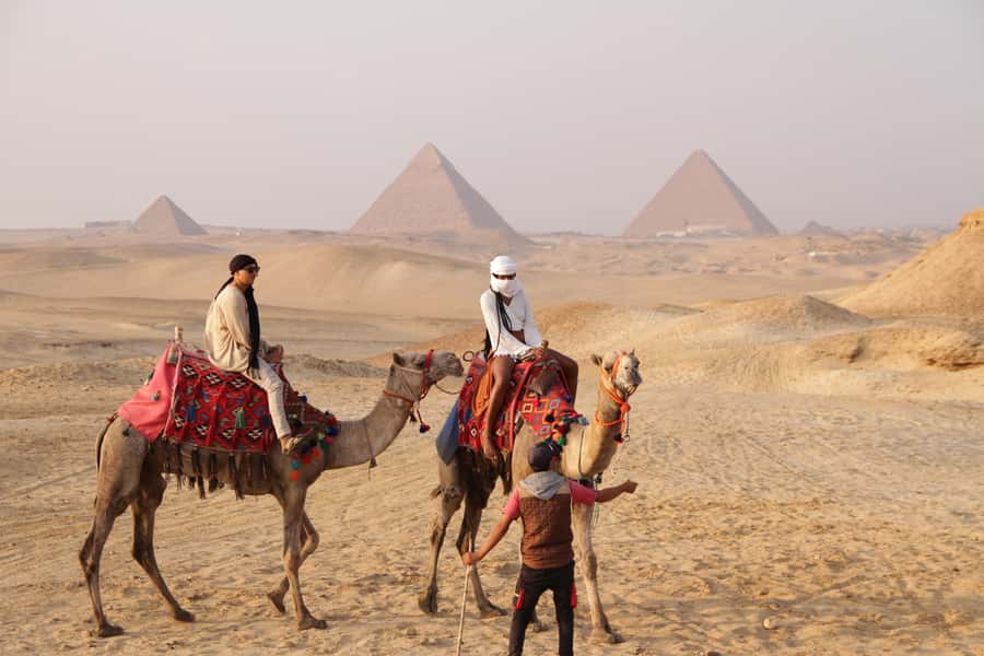 Cairo: Giza Pyramids Tour with Quad Bike Safari & Camel Ride - Great Pyramids of Giza and the Sphinx: seeing the main monuments without getting lost