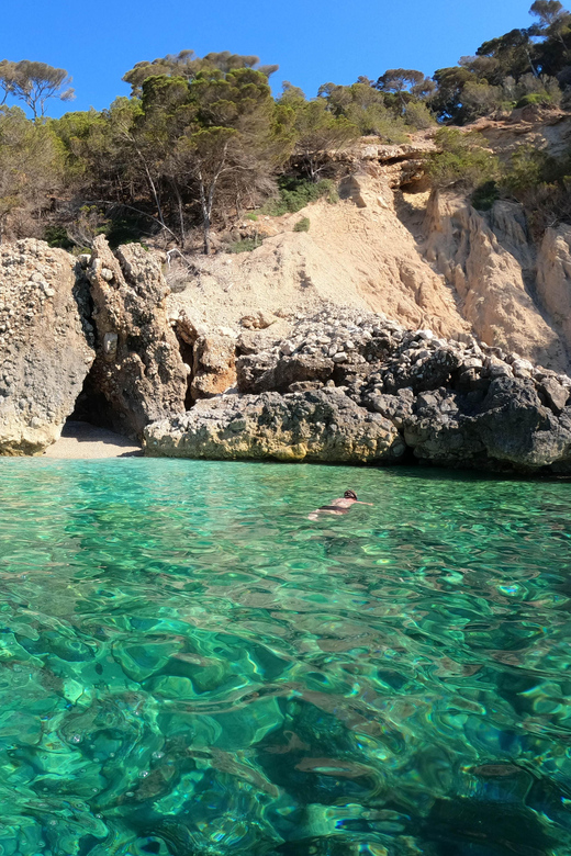 Cala Ratjada: SUP SAFARI TOUR 2H - The 2-hour guided route: caves, cliffs, and nature stops
