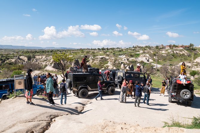Cappadocia: Sunrise and Sunset Jeep Safari - Meeting up: pickup zones and the shared-Jeep reality