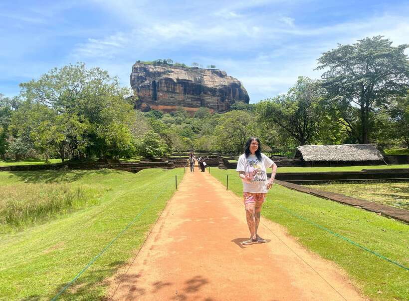 Colombo/Negombo: Sigiriya, Dambulla, and Minneriya Safari - Getting Going: Pickup, Shared Transport, and the 16-Hour Reality