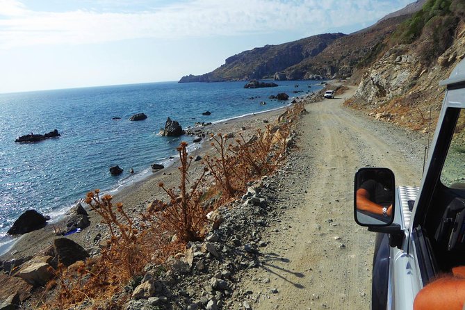Cretan Safari – 4x4 Adventure to Preveli Beach with Lunch - Lunch at a Local Taverna With Unlimited Cretan Wine