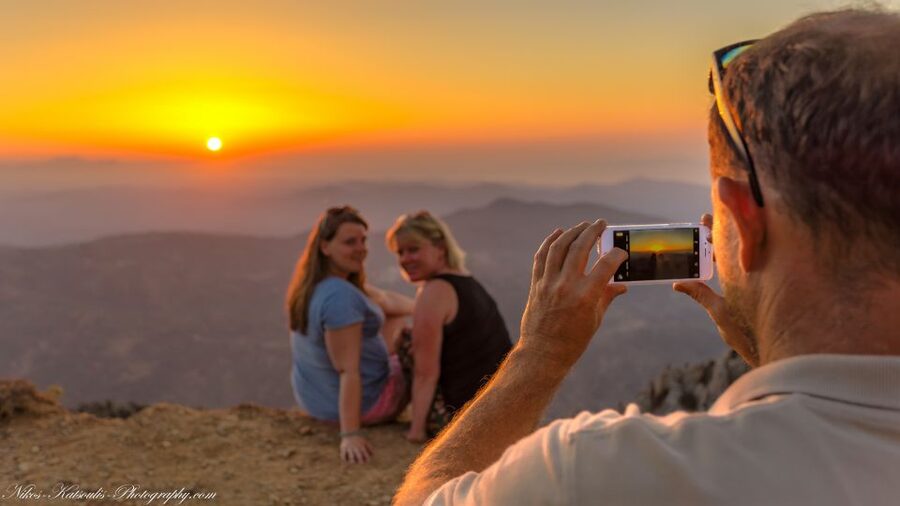 Crete: Land Rover Safari with Sunset Viewing, Dinner, & Wine - Sunset viewing from a high point: sparkling wine, fruit, and photos