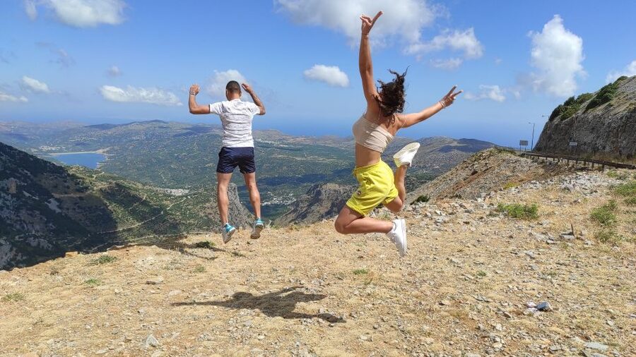 Crete: Lasithi Plateau and Cave of Zeus Off-Road Safari Tour - Krasi wood-oven lunch, fountains, and a 2,000-year plane tree
