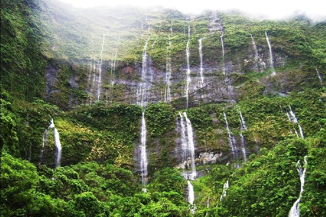 Crossing Over Tahiti Island Safari 4x4 - Archaeological Stops: How the Tour Adds Meaning Beyond Scenery
