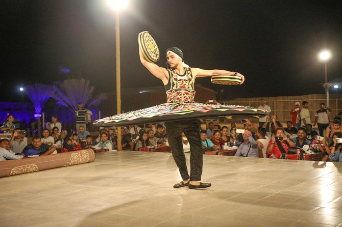 Desert safari in Dubai Red Dunes with BBQ VEG Dinner & Quad Bike - BBQ Veg Dinner with a Fire Show: What Makes This Meal Part of the Night