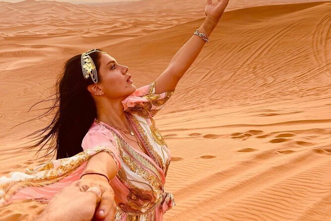 Desert safari in Dubai With BBQ Buffet Dinner Live Entertainments - Live Entertainment: Belly Dance, Fire Show, Tanoura