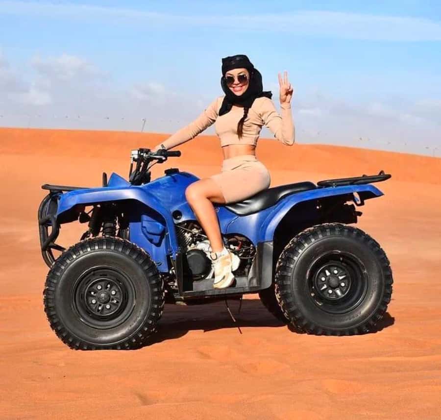 Doha: Inland Sea, Desert Safari, Camel Ride and Sandboarding - Camel ride and desert views: calmer pace in the private option