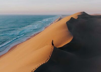 Doha: Inland Sea Desert Safari with Sunset & Sunrise Views - Sandboarding and beach time at Inland Sea Beach