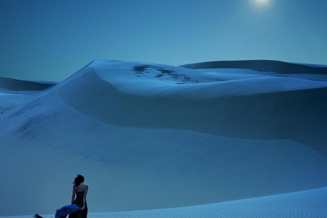 Doha Night Desert Safari Stargazing Dune Drive Camel Ride - Inland Sea: turquoise water inside the dunes