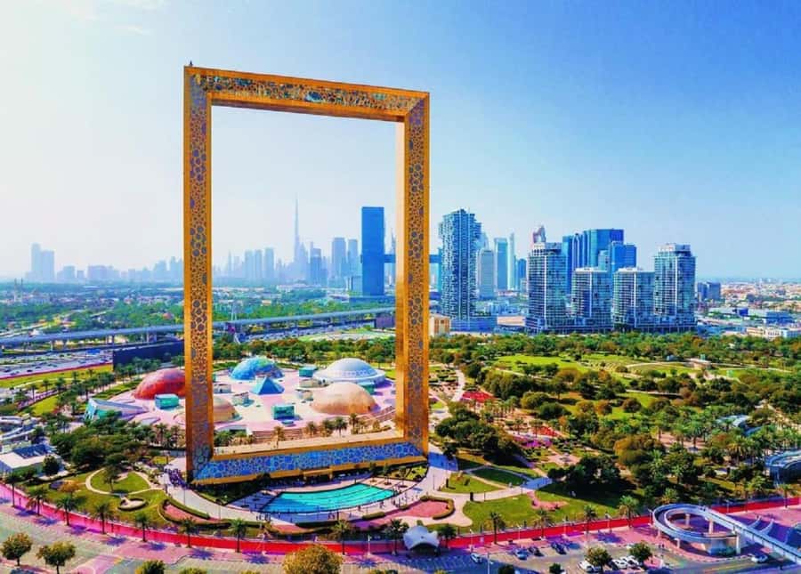Dubai City Tour and Desert Safari Full-Day Combo - The switch: from hotel comfort to Lahbab red dunes