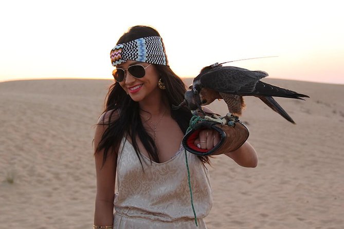 Dubai Desert Safari with BBQ and 4WD Land Cruiser Dune Bashing - Sunset Desert Safari With 4WD Dune Bashing: the vibe and pacing