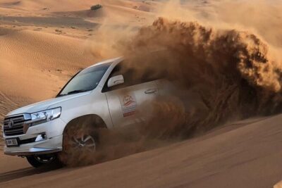 Dubai Evening Desert Safari with BBQ & Live Entertainment - The 35–40 Minute Dune Bashing That Sets the Tone