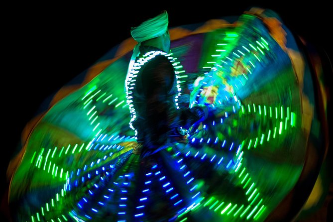 Dubai Evening4x4Desert Safari,BBQ Dinner,4 LiveShows,Camelride - What You’re Really Buying for $45 in Dubai