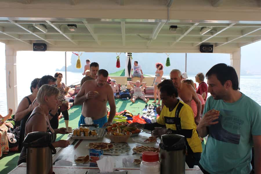 Dubai: Full-Day Sea Safari to Musandam - Who Should Book This Tour, and Who Should Skip It