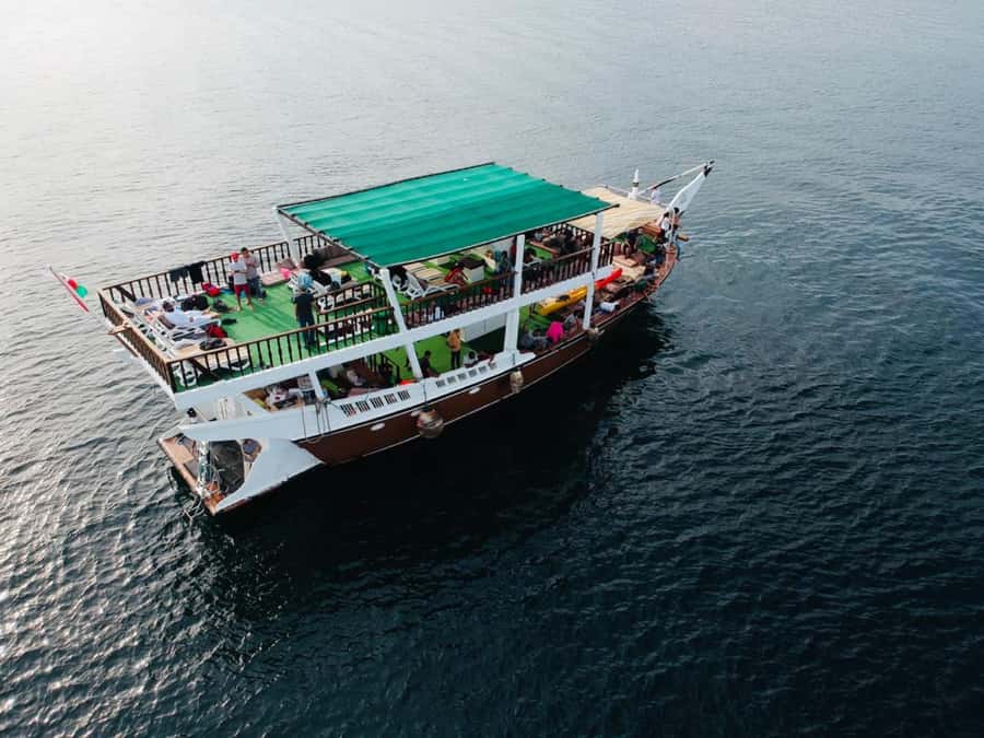 Dubai: Full-Day Sea Safari to Musandam - The Dhow Cruise Experience: Fjord-Like Views, Caves, and Dolphin-Spotting