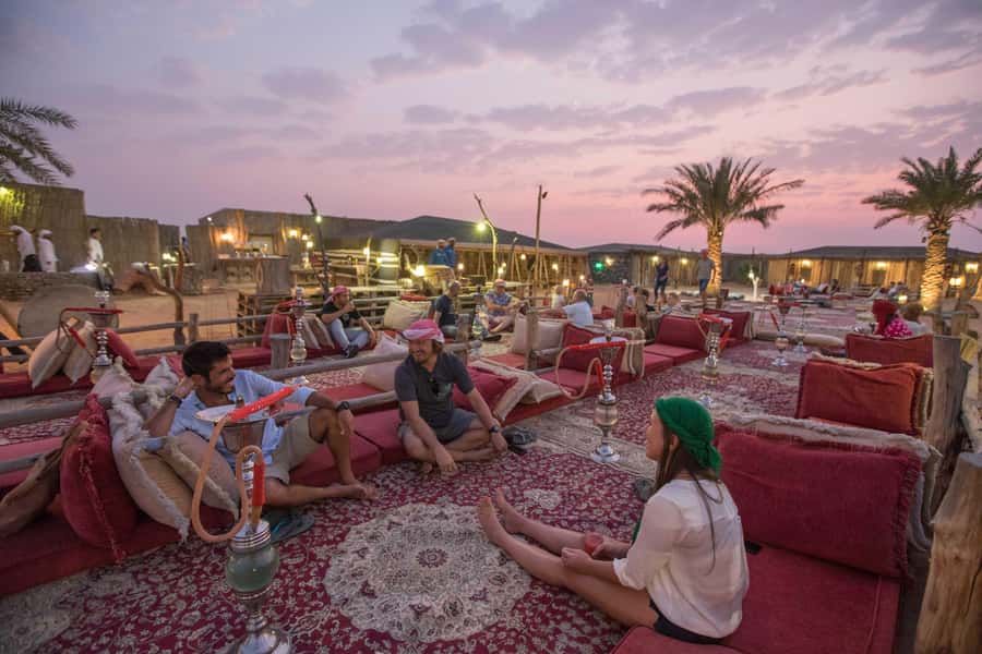 Dubai: Heritage Camel Desert Safari with Traditional Dinner - Falconry at Sunset: A Serene Show With a Very Personal Moment