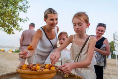 Dubai: Heritage Safari, Camel Ride & Al Marmoom Oasis Dinner - The vintage G-Class ride: the safari you can actually enjoy