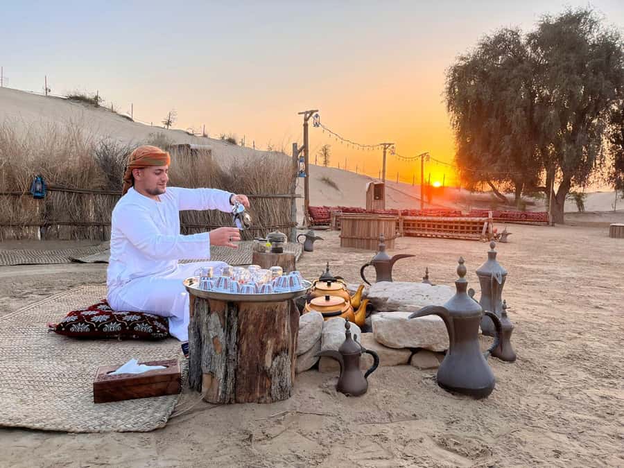 Dubai: Heritage Safari, Camel Ride & Al Marmoom Oasis Dinner - Stargazing with a telescope: the quiet payoff