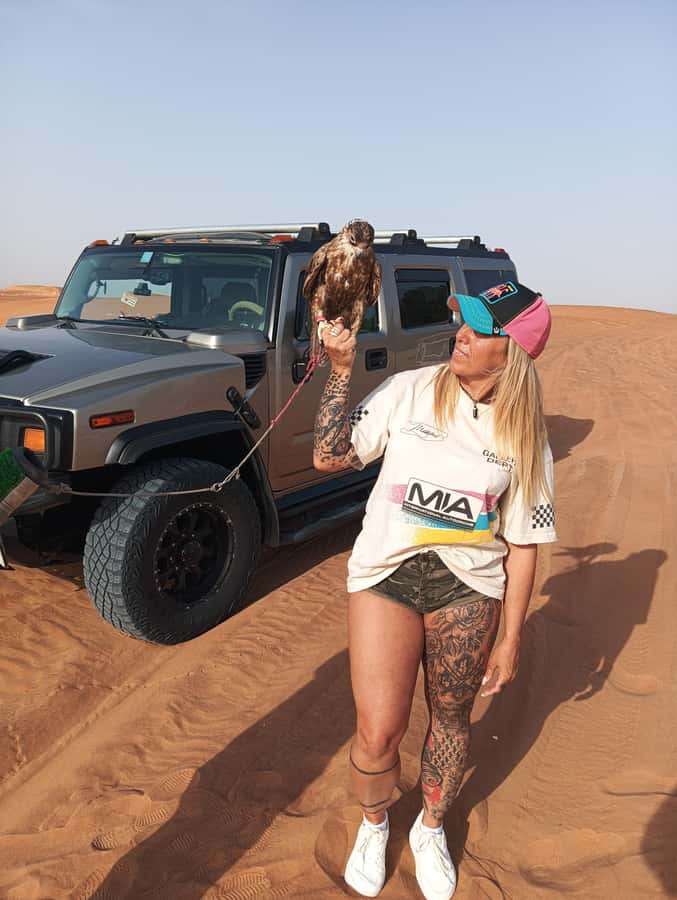 Dubai Hummer Safari Adventure & Traditional Dress Photoshoot - Quick hits: what makes this Dubai Hummer safari special