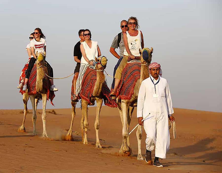 Dubai: Red Dunes Desert Safari with Premium Camp BBQ & Shows - International BBQ Dinner and 5 Live Shows After Sunset