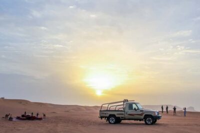 Dubai: Sunrise Desert Jeep Safari with Wildlife Experience - Getting Picked Up in Dubai: Private Vehicle, Big Time Saver