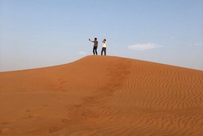Dubai: Unique SUNSET 4WD Red Dunes Safari - The 4WD dune ride: your 45 minutes of red-dune chaos