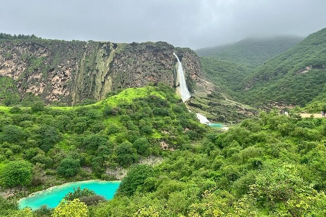East Salalah Mountain Safari - Teeq Cave and Tawi Ateer Sinkhole: nature drama in one stop