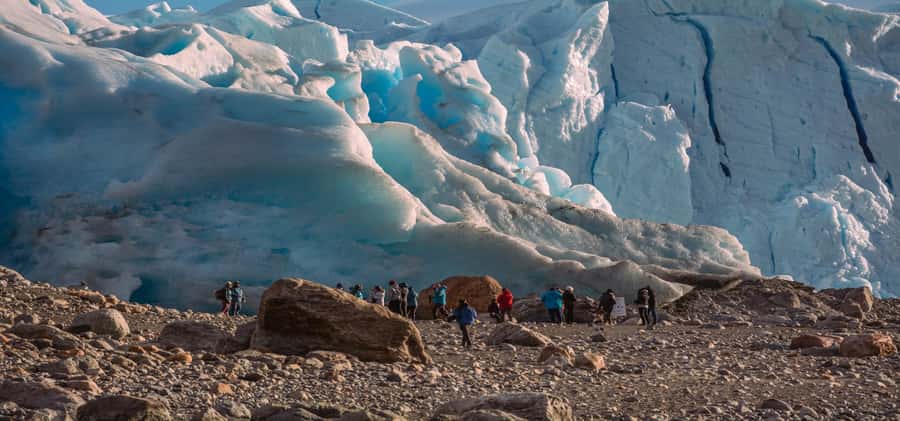 El Calafate: Safari Azul Los Glaciares Trekking Tour - Perito Moreno walkway time: 2 hours to pick your angles and pace