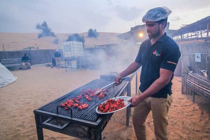 Evening Desert Safari Tour With Dinner & Entertainment - Fire Show, Tanura Dance, and Belly Dance Under Starlight