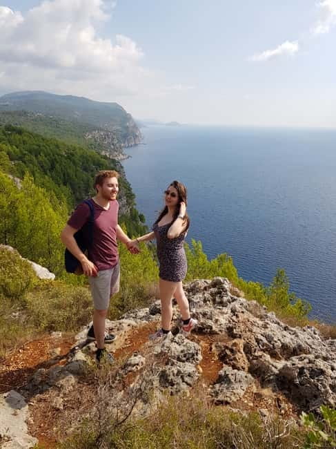 From Cavtat: Konavle Valley Off-Road Jeep Safari with Lunch - Rocky trails, cliff viewpoints, and those Adriatic photo moments