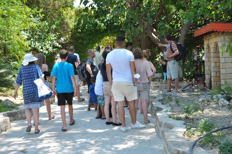 From City of Side: Cabrio Bus Safari & Boat Tour with Lunch - Mosque and Aqueduct/Old Bridge Stops: Short, but Worth a Quick Look